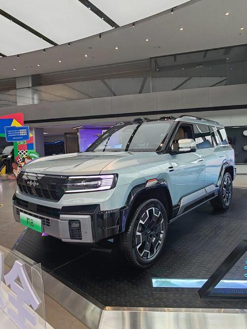 东莞桥头镇纳亿联企业管理咨询比亚迪方程豹硬派越野的爆款，英菲尼迪35周年与你共成长